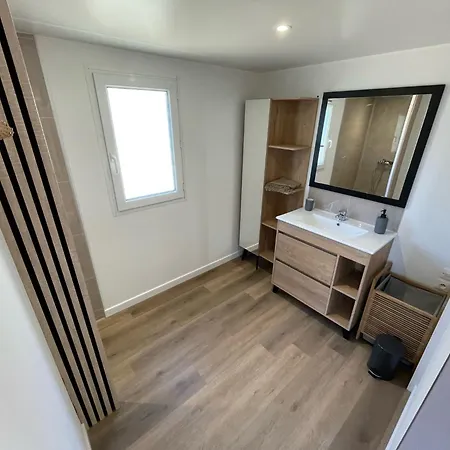 Mobil-home En Pleine Nature A 3 Mins Du Du Salagou Avec Vue Panoramique Campsite