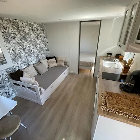 Mobil-home En Pleine Nature A 3 Mins Du Du Salagou Avec Vue Panoramique