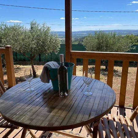 Mobil-home En Pleine Nature A 3 Mins Du Du Salagou Avec Vue Panoramique キャンプ場 Lacoste