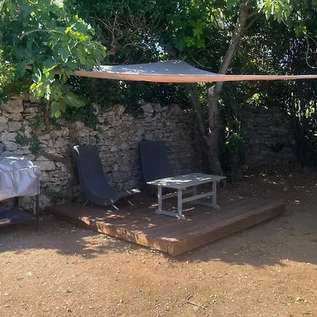 Mobil-home En Pleine Nature A 3 Mins Du Du Salagou Avec Vue Panoramique